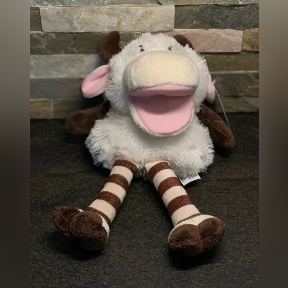 CUDDLY CROONERS | Singing Goat Hand Puppet